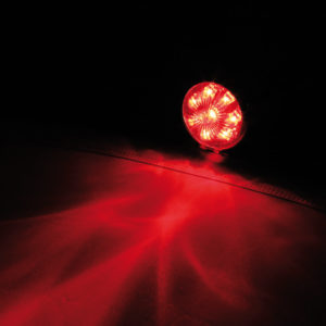 shin_yo SHIN YO LED-Rücklicht BATES STYLE, schwarzes Gehäuse m. Chromrahmen, rotes Glas